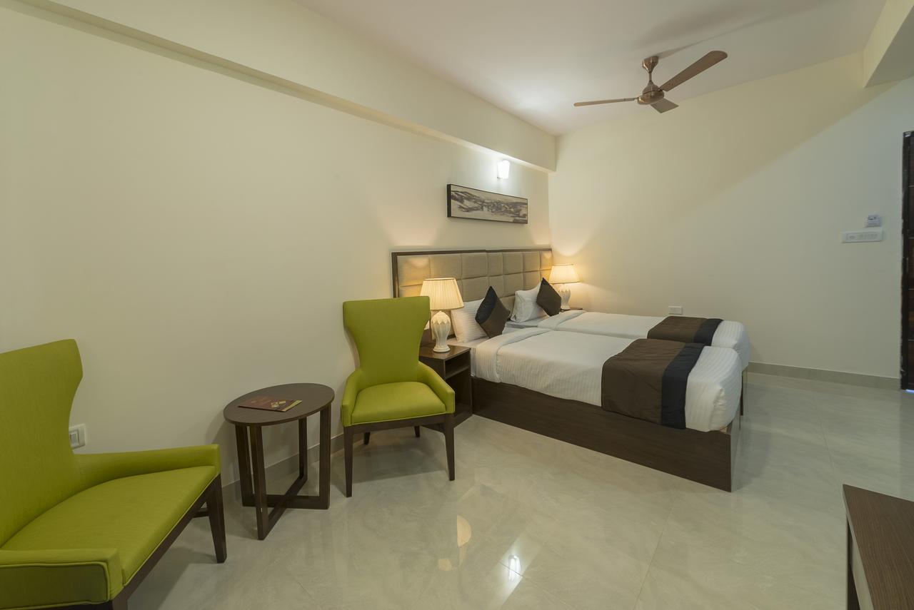 Hotel Daffodil Delight - Manyata Tech Park Bangalore Esterno foto
