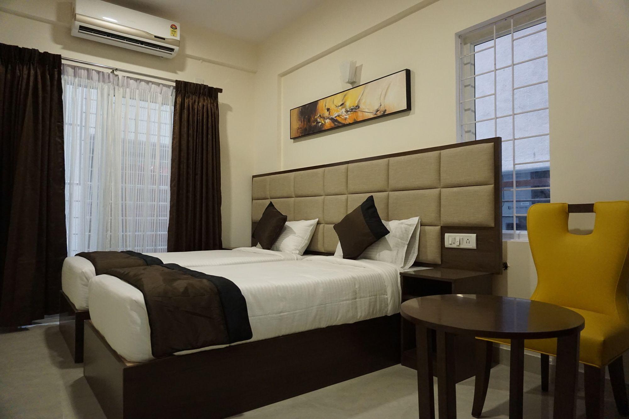 Hotel Daffodil Delight - Manyata Tech Park Bangalore Esterno foto